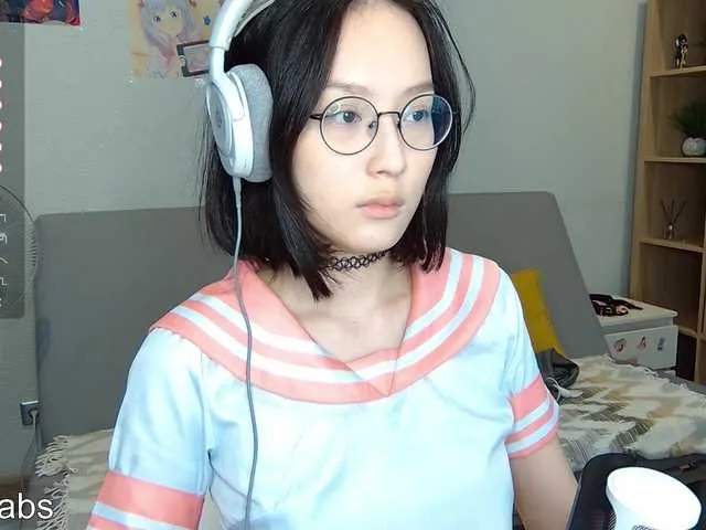 Live sex webcam photo for kisik258 #277918479