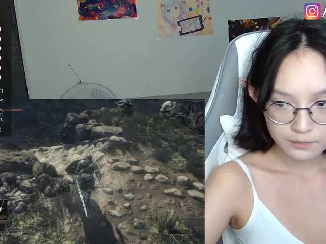 Live sex webcam photo for kisik258 #277953728