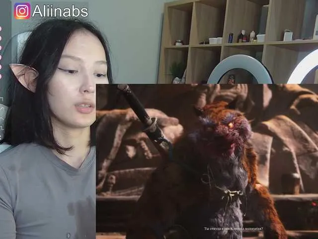 Live sex webcam photo for kisik258 #289886557