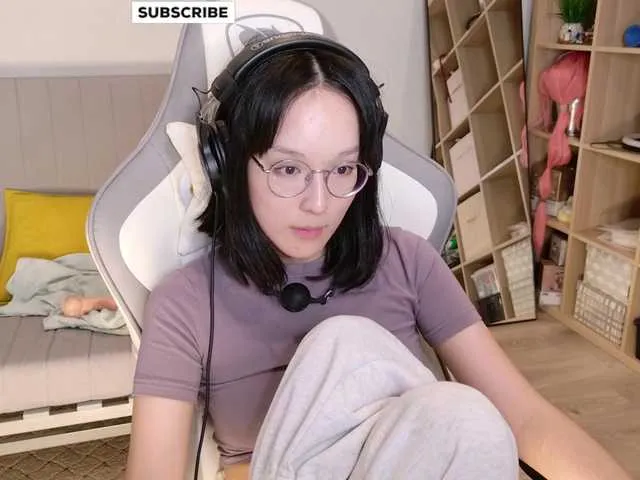 Live sex webcam photo for kisik258 #290782084