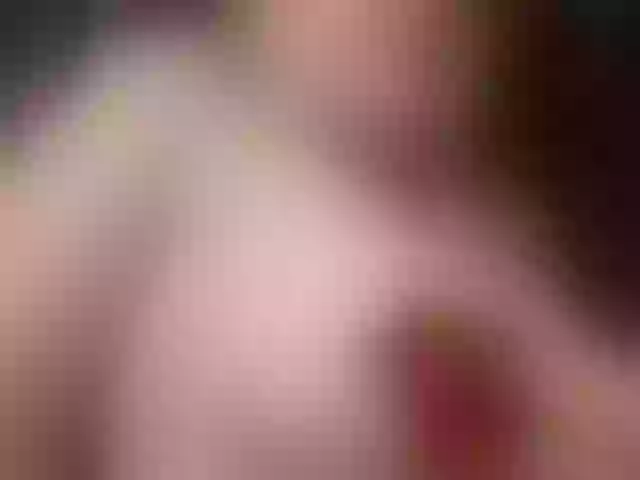 Live sex webcam photo for kiska-wansday07 #277247741