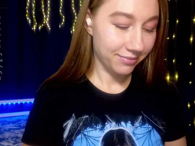 Live sex webcam photo for kiska-wansday07 #290135548