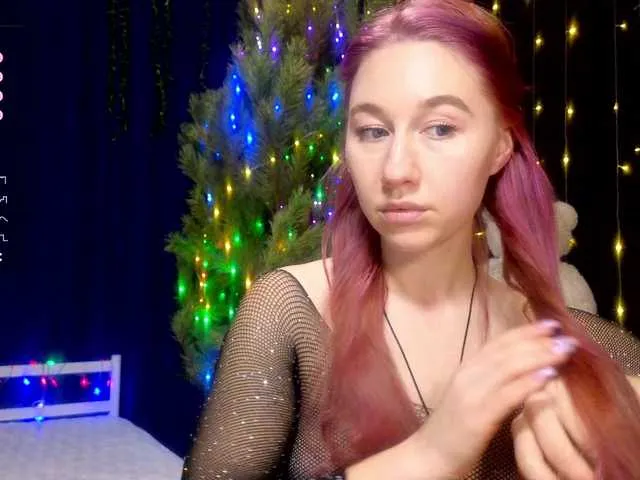 Live sex webcam photo for kiska-wansday07 #290319507
