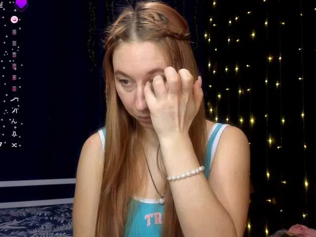 Live sex webcam photo for kiska-wansday07 #290618583