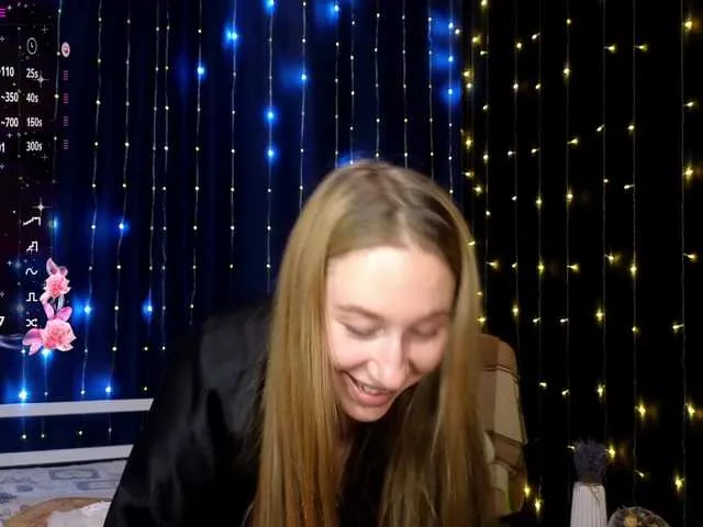 Live sex webcam photo for kiska-wansday07 #291032921