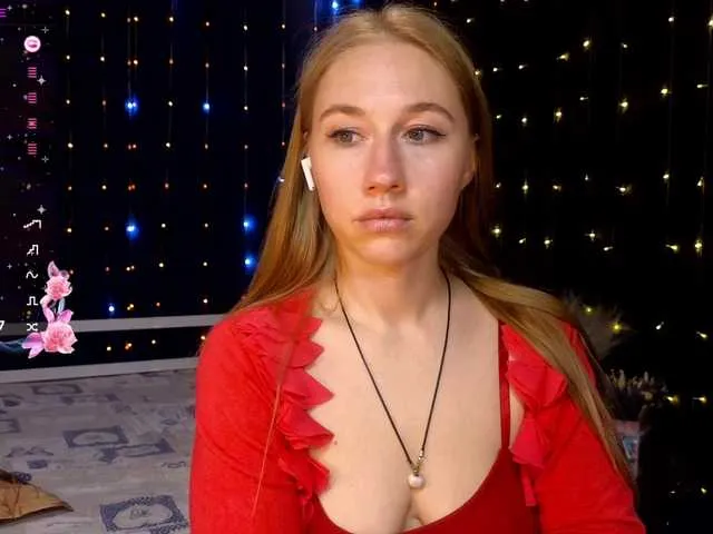 Live sex webcam photo for kiska-wansday07 #291094693