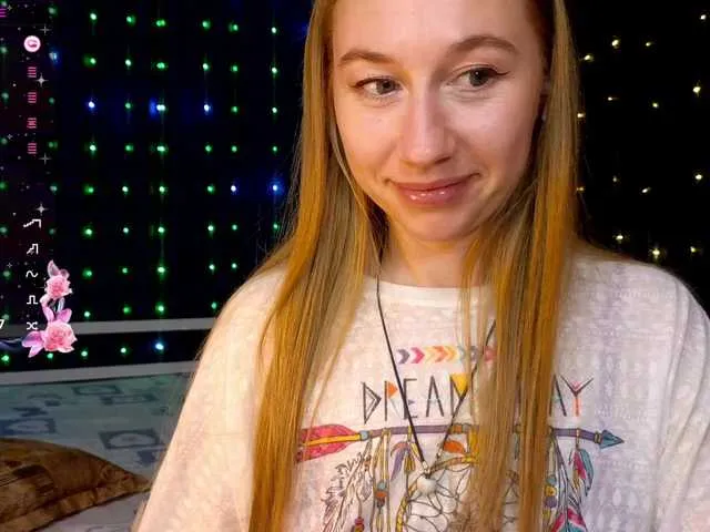 Live sex webcam photo for kiska-wansday07 #291109009