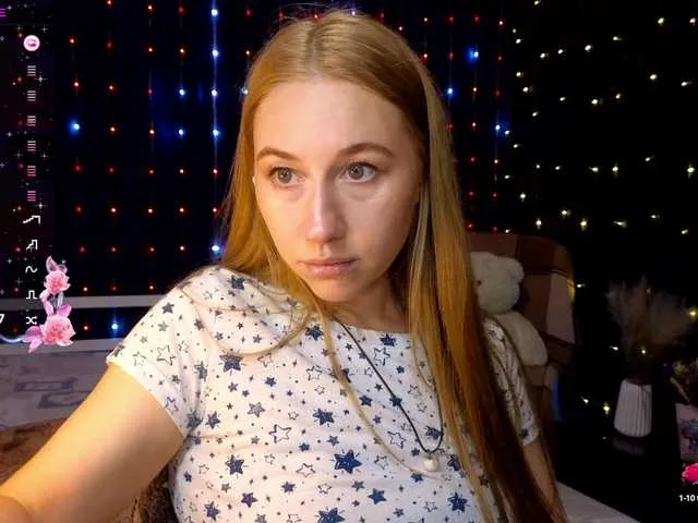 Live sex webcam photo for kiska-wansday07 #291133421