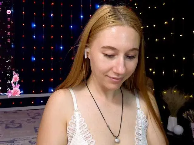 Live sex webcam photo for kiska-wansday07 #291282684