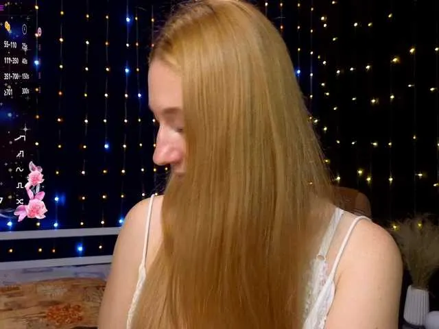 Live sex webcam photo for kiska-wansday07 #291348518