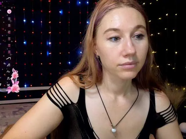 Live sex webcam photo for kiska-wansday07 #291484675