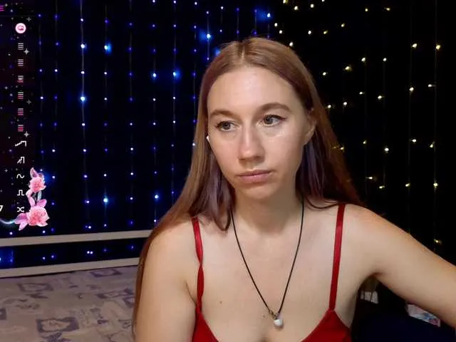 Live sex webcam photo for kiska-wansday07 #291504363