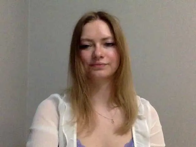 Live sex webcam photo for kissMillie #290678253
