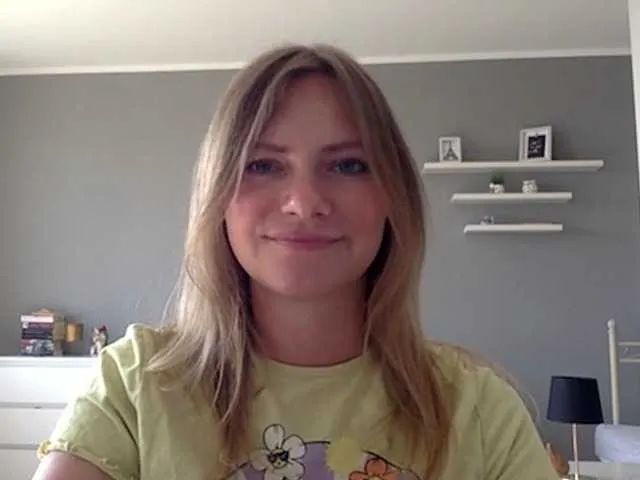 Live sex webcam photo for kissMillie #290799364