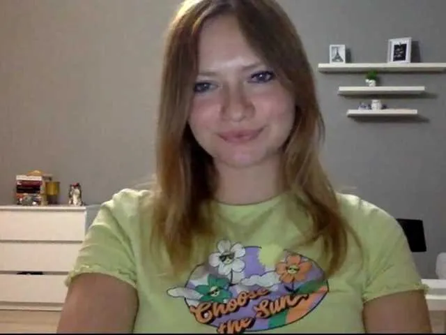 Live sex webcam photo for kissMillie #290897853