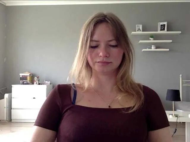 Live sex webcam photo for kissMillie #291278440