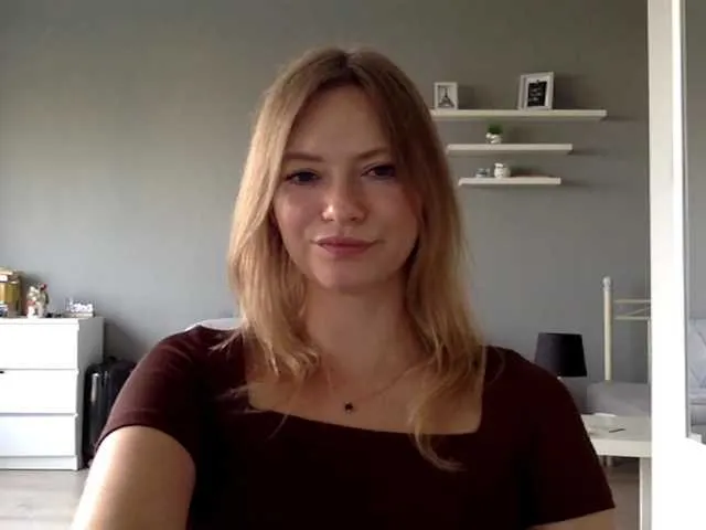 Live sex webcam photo for kissMillie #291314475