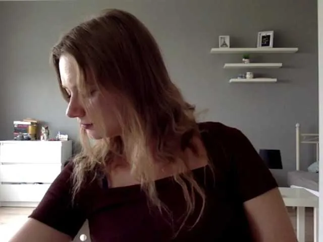 Live sex webcam photo for kissMillie #291410965