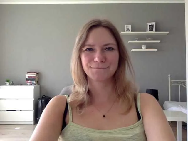 Live sex webcam photo for kissMillie #291777095