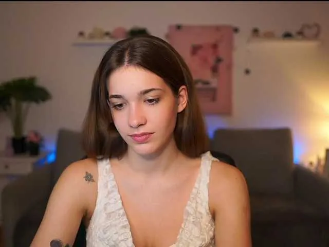 Live sex webcam photo for kissiecat #292436488