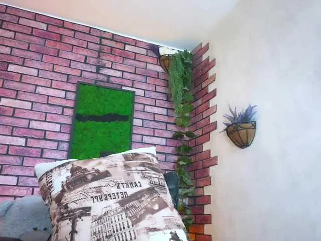 Live sex webcam photo for kisskissssss #290345709