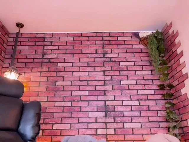 Live sex webcam photo for kisskissssss #291522920