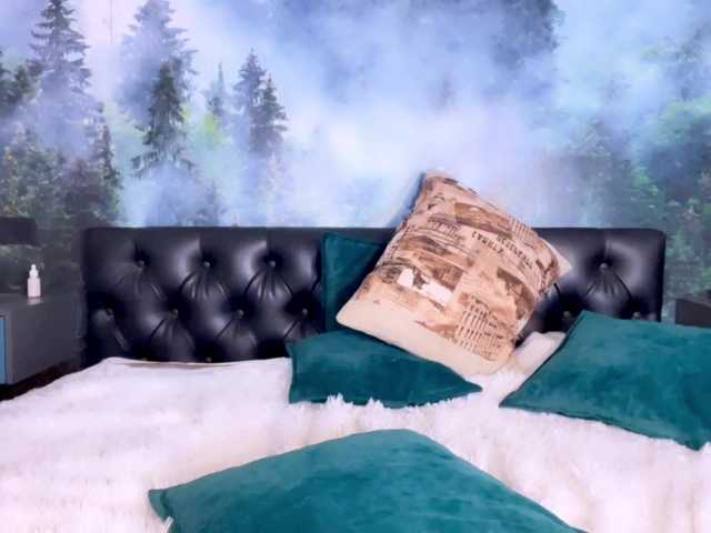 Live sex webcam photo for kisskissssss #292344829