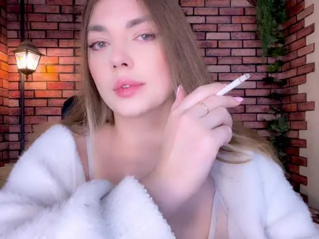 Live sex webcam photo for kisskissssss #293490143