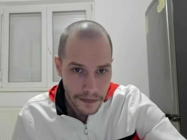 Live sex webcam photo for kisslord1994 #290291756