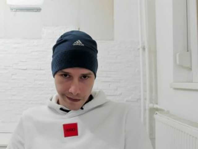 Live sex webcam photo for kisslord1994 #290454116