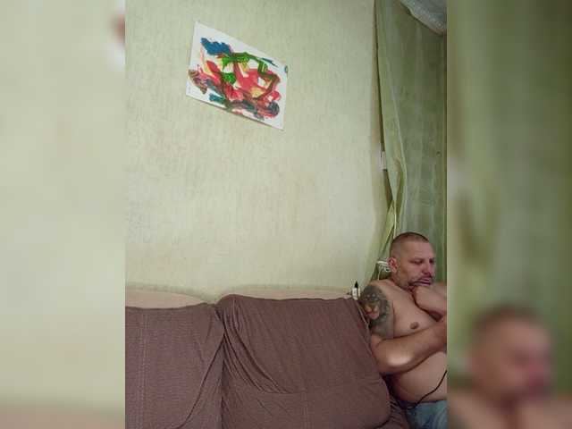 Live sex webcam photo for kissmabont #277749928