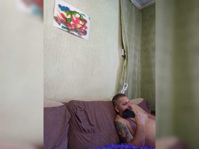 Live sex webcam photo for kissmabont #277950916