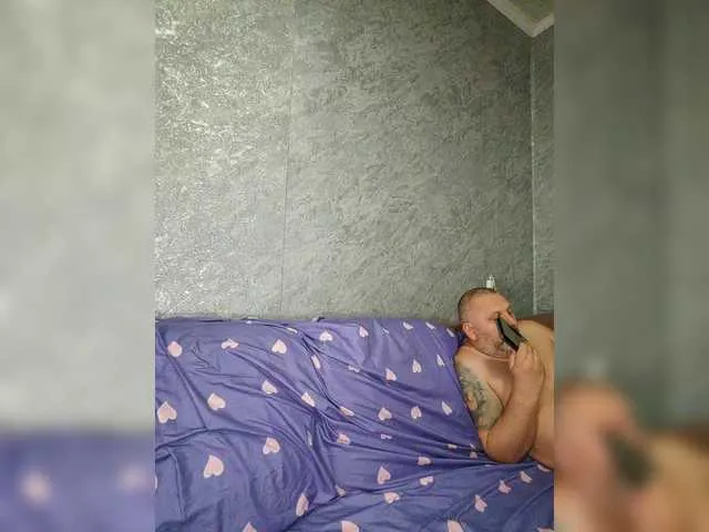 Live sex webcam photo for kissmabont #290871656