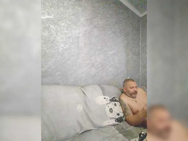 Live sex webcam photo for kissmabont #290951843