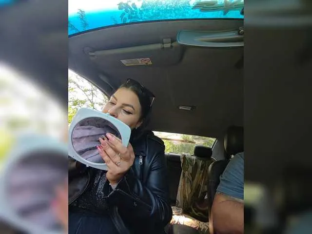 Live sex webcam photo for kissmabont #291103724