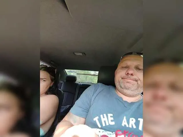 Live sex webcam photo for kissmabont #291145335