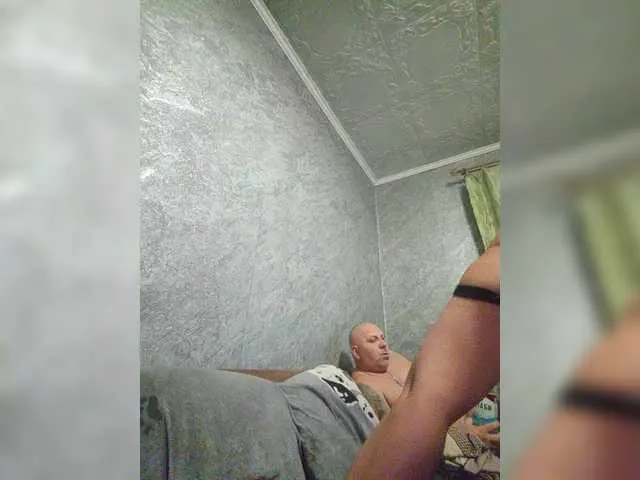 Live sex webcam photo for kissmabont #291909938