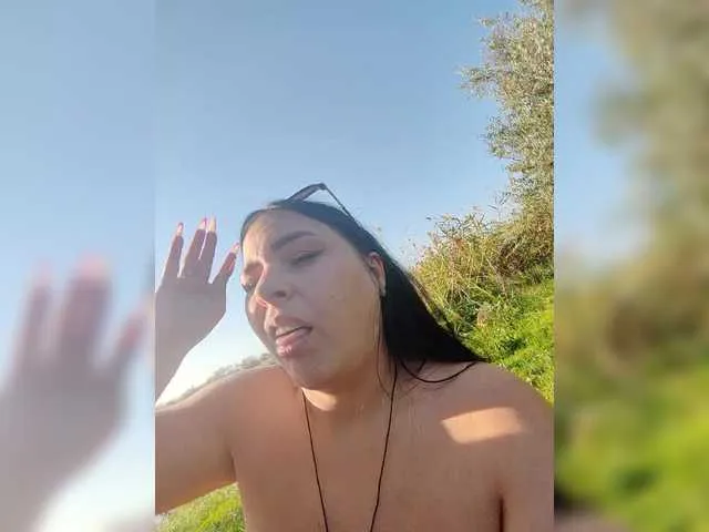 Live sex webcam photo for kissmabont #292020679