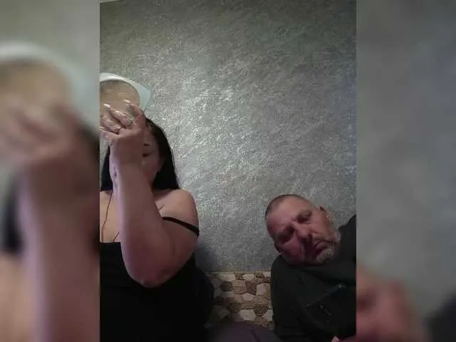 Live sex webcam photo for kissmabont #292353640