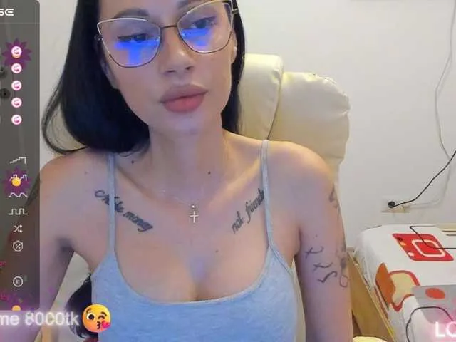Live sex webcam photo for kissnicol #291764181