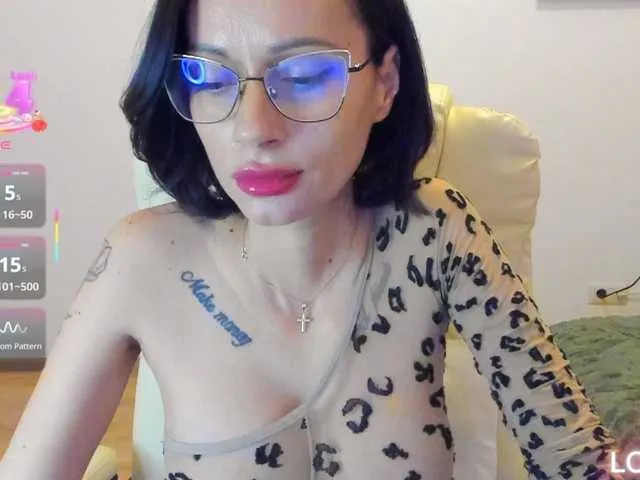 Live sex webcam photo for kissnicol #292509153