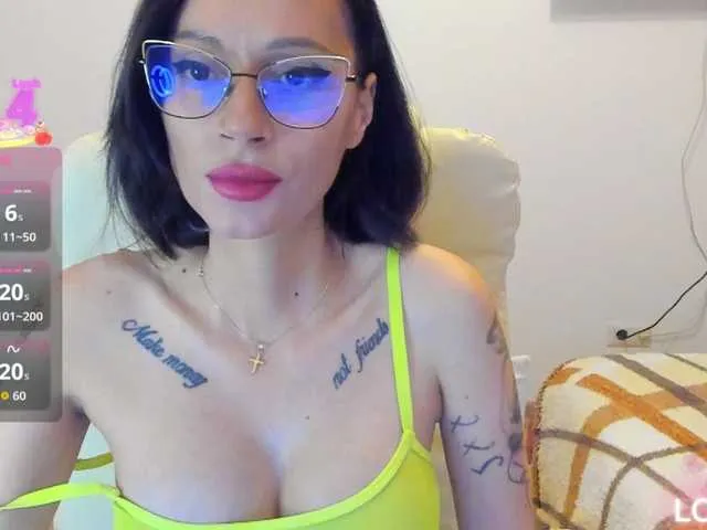 Live sex webcam photo for kissnicol #292634399