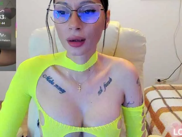 Live sex webcam photo for kissnicol #292728761
