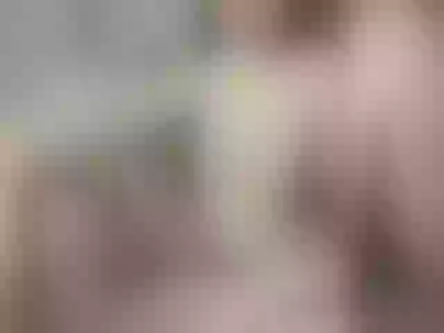Live sex webcam photo for kisssssesmee #291584651