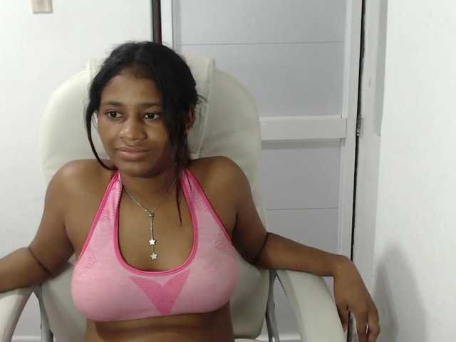 Live sex webcam photo for kissviolet #272065375