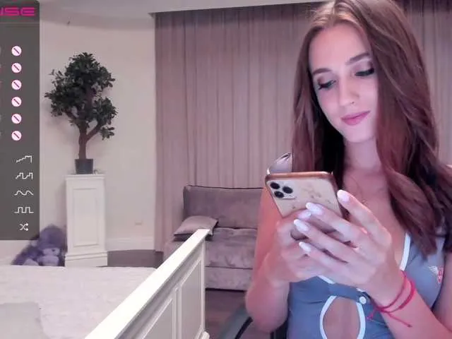 Live sex webcam photo for kistochkaa #273911421