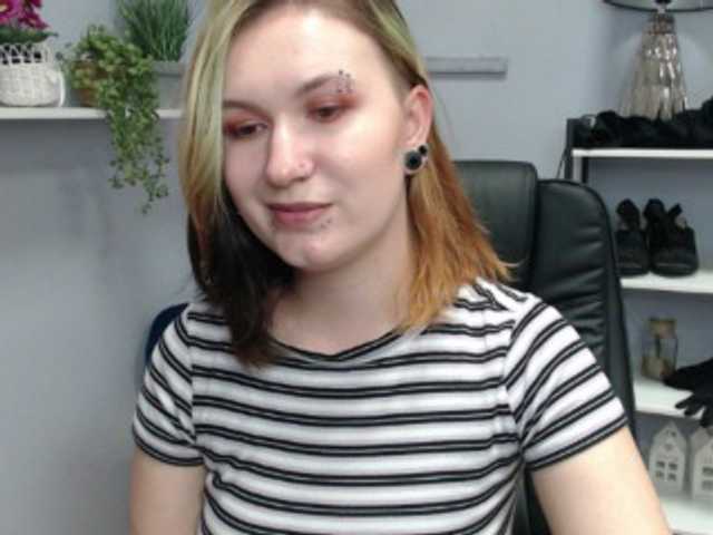 Live sex webcam photo for kittenJackie #273407173