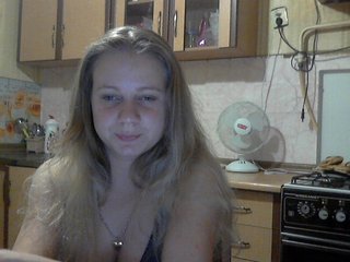 Live sex webcam photo for kittenLada #175988338