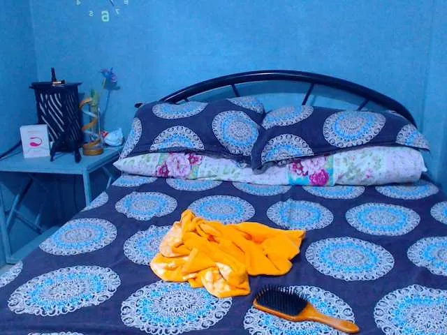 Live sex webcam photo for kittyhaveCock #290911791