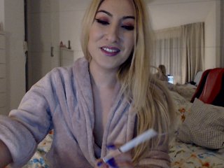 Live sex webcam photo for Kittyhungry #219853608